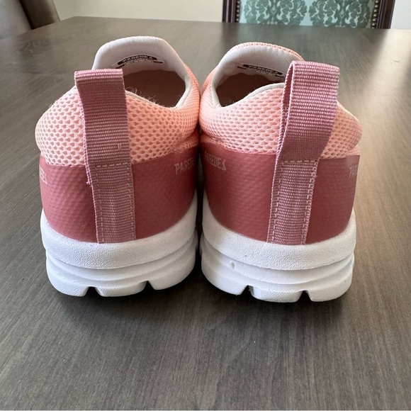 Paredes Danu women cushioned pink mesh comfort slip on shoes size 7.5 - Picture 2 of 11